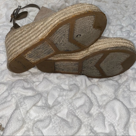 {Marc Fisher} Espadrille Wedges - Picture 7 of 9